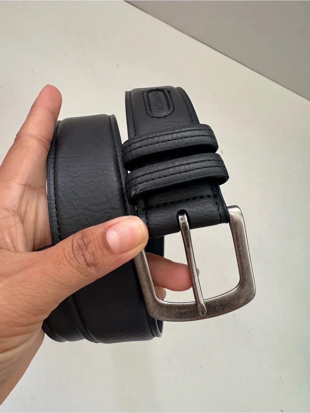 Columbia men's black leather belt size medium 34-36